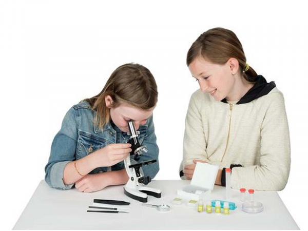 Celestron Kids 28 Piece Microscope Kit