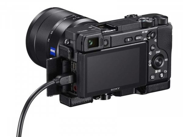 Sony ILCE  A6400B Mirrorless Camera